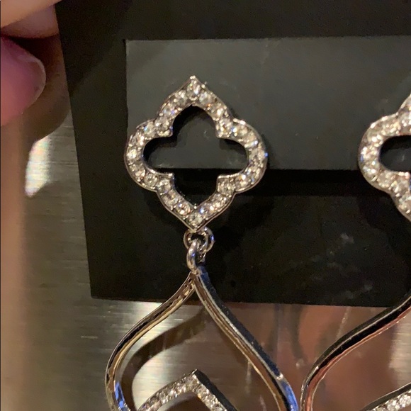 Anne Klein silver earrings 💥NEW💥 - Picture 3 of 4